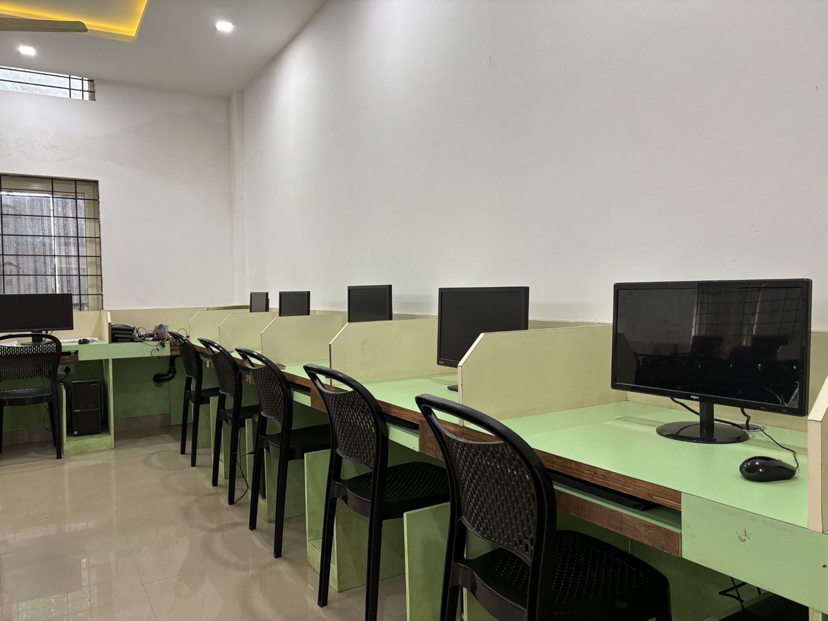 KMO Koduvally campus photo